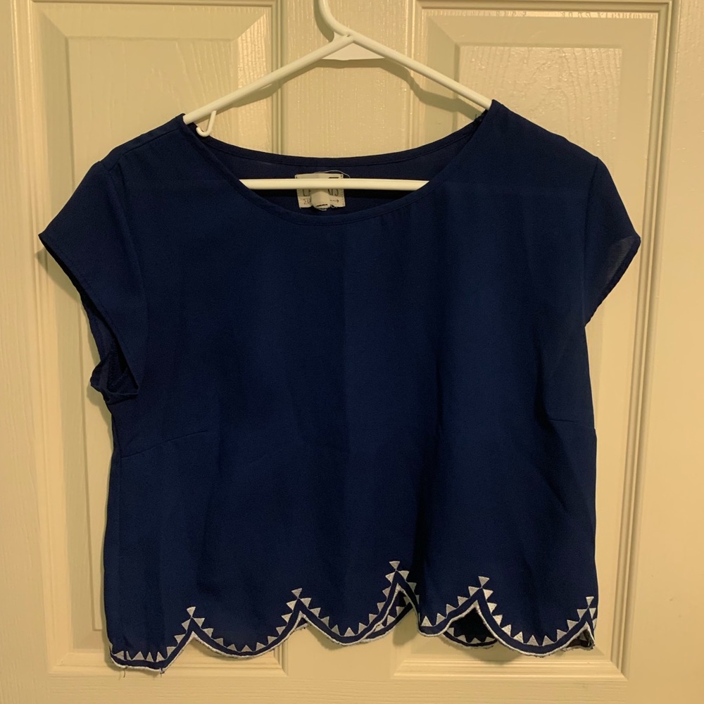 Flowy Chiffon Blue top with Scallop Bottoms